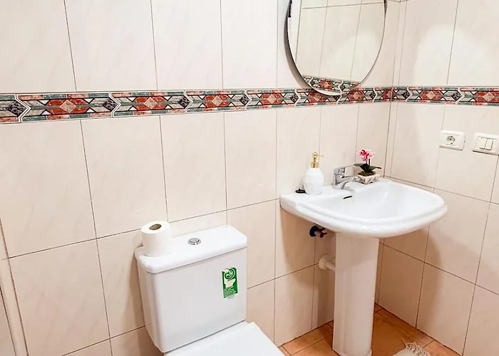 Sky Rock Апартаменти Адехе